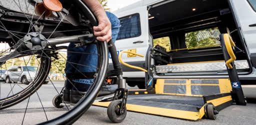 Trasporto-Anziani-Malati-e-Disabili